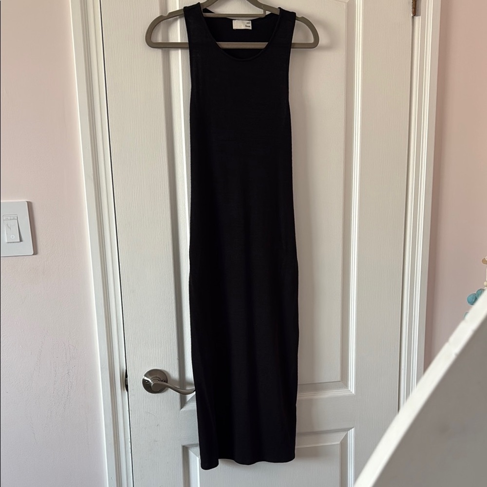 Elegant Black Sleeveless Wilfred Dress Size Small